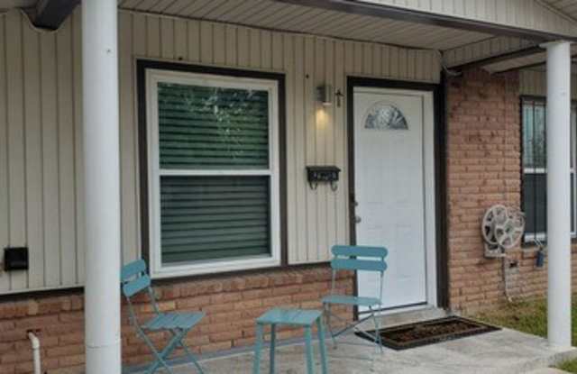 5055 CREEKMOOR DR Gallery 2