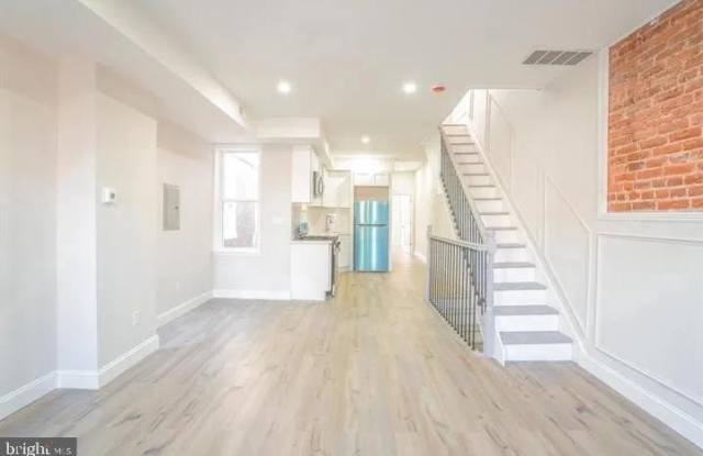 1714 SNYDER Avenue Gallery 3