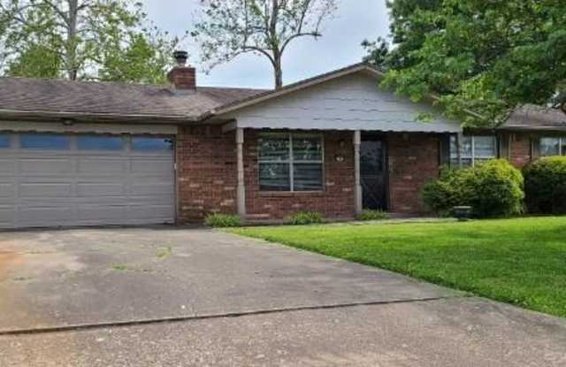 1308 Banz  RD - 1308 Banz Road, Rogers, AR 72758