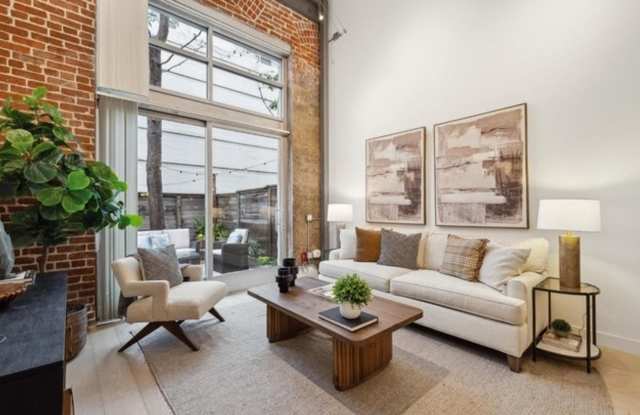 Historic Brick and Timber Live/Work Loft 1.5 bds/1ba photos photos