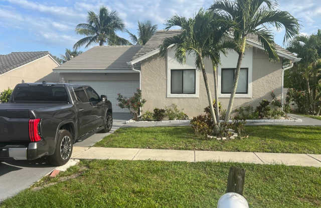 5765 Strawberry Lakes Circle Gallery 4
