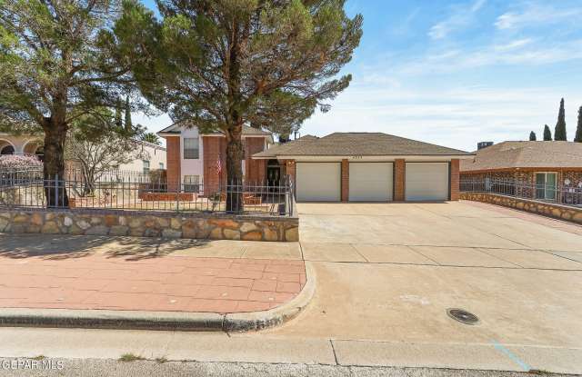 4353 LOMA ALEGRE Drive - 4353 Loma Alegre Drive, El Paso, TX 79934