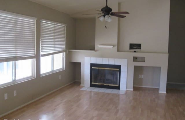3047 Hudson Dr Gallery 4
