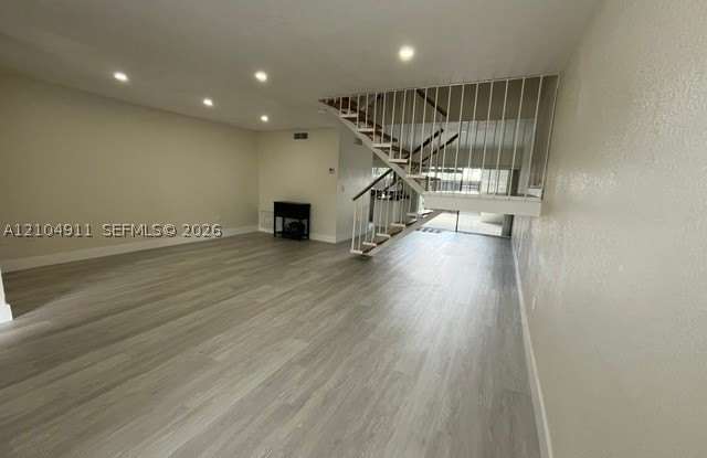 6500 Kendale Lakes Dr Gallery 4