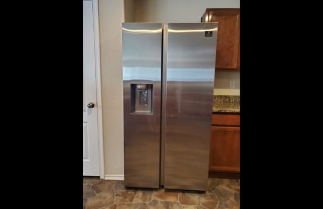 6935 Elmwood Crst - 6935 Elmwood Crest, Live Oak, TX 78233