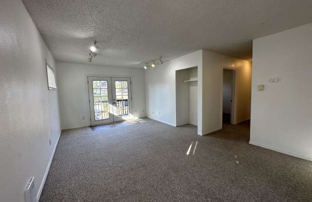 2596 Fir Ave - C photos photos