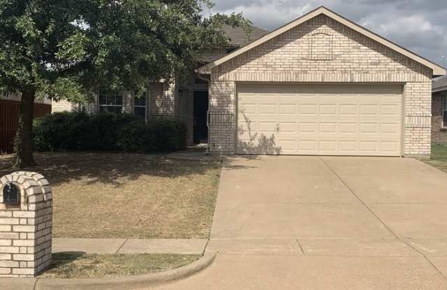 115 Oregon Tr - 115 Oregon Trail, Waxahachie, TX 75167