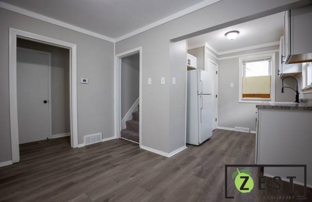 128 W. Muir - 128 West Muir Avenue, Hazel Park, MI 48030
