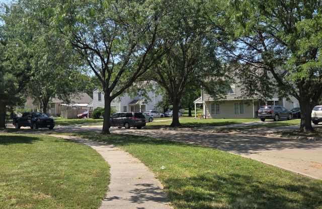 2 Bedroom Available Now! FREE RENT until October 1st! photos photos