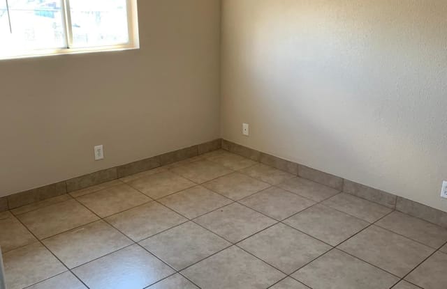 2432 Ellis St Apt 2 Gallery 2