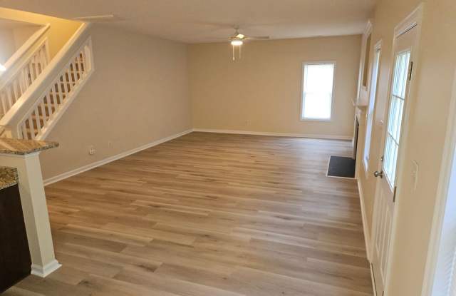 Wonderful 4br/2.5ba in Raleigh! Avail Now! Gallery 4