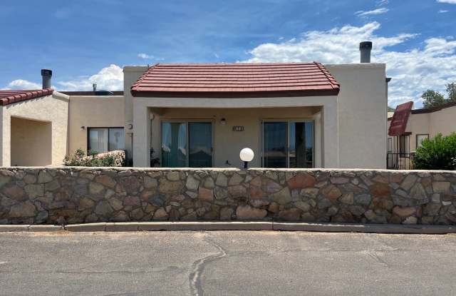 Newly Updated Two Bedroom Two Bath Townhouse photos photos