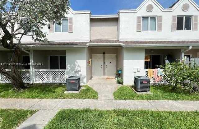 17505 NW 67th Pl photos photos