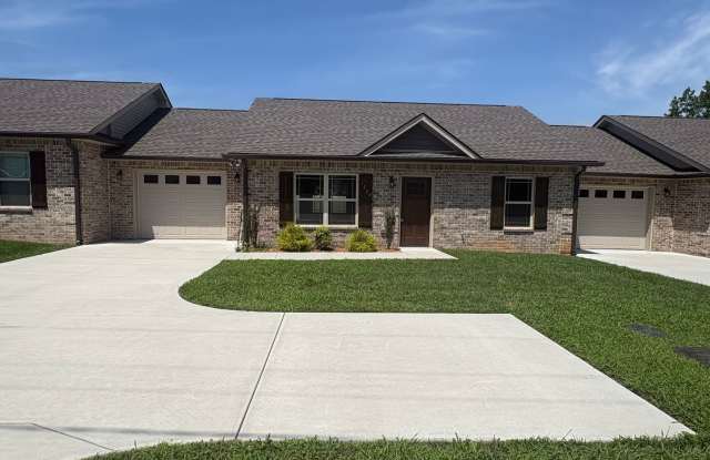 BRAND NEW Spacious Townhome in Shelbyville!...**1/2 OFF Move-In Special** Gallery 3
