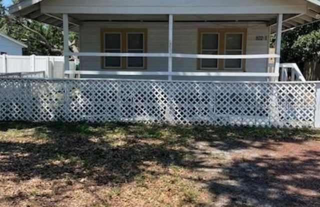 802 37TH STREET W - 802 37th Street West, Manatee County, FL 34205
