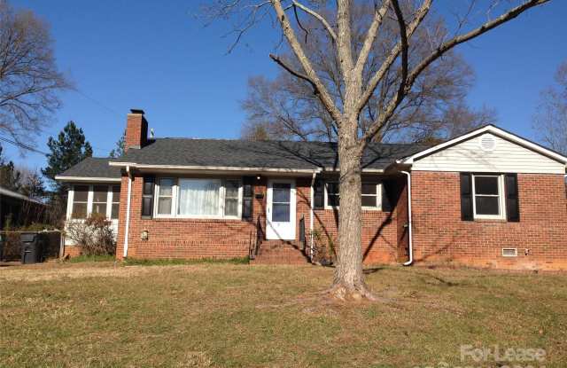 715 Seneca Place - 715 Seneca Place, Charlotte, NC 28210