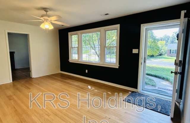 8810 Avalon Dr Gallery 4
