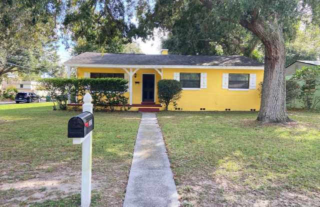 3BD/1.5BA Home in Winter Park - Priced to Rent! - 2028 Albert Lee Parkway, Winter Park, FL 32789