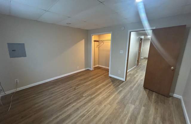 All utilities are included: 1-Bedroom Apartment – Great Location! Gallery 1