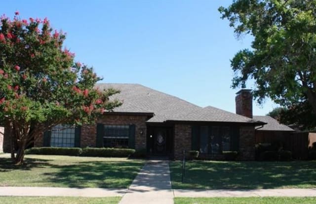 1800 Treehouse Lane - 1800 Treehouse Ln, Plano, TX 75023