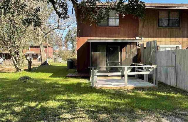 8127 STONEBROOK DR Gallery 3