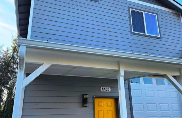 Brand new build! 2 bedroom, 1 bath apartment photos photos