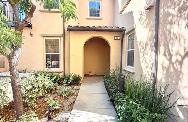 Spacious 3 bedroom Condo in Portola Springs ! photos photos