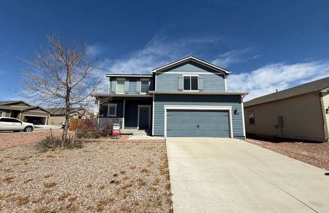 3 Bed 3 Bath Home Minutes Away from Ft. Carson, Peterson SFB , & Schriever SFB!! photos photos 3 Bed 3 Bath Home Minutes Away from Ft. Carson, Peterson SFB , & Schriever SFB!! photos photos