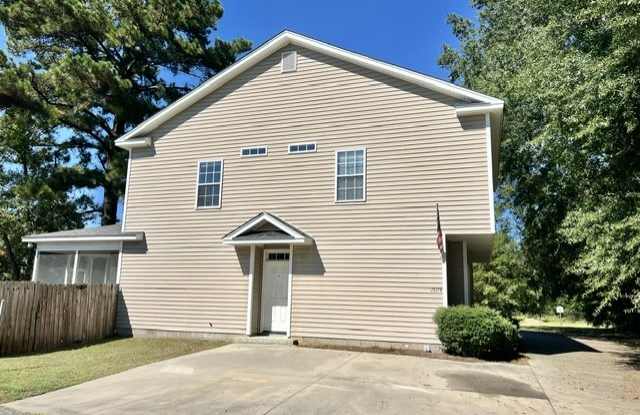 1511 Bridgewood Dr Gallery 2
