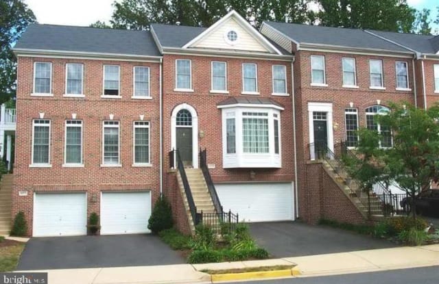 4219 LOWER PARK DRIVE - 4219 Lower Park Drive, Fair Oaks, VA 22030