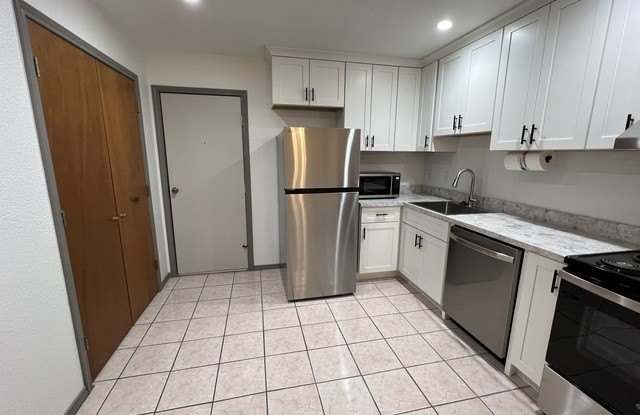 407 Buttercup Lane - 407 Buttercup Lane, New Braunfels, TX 78130
