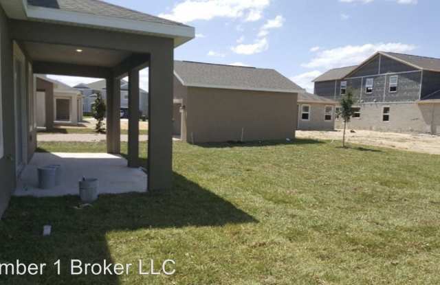 15067 Evergreen Oak Loop Gallery 2