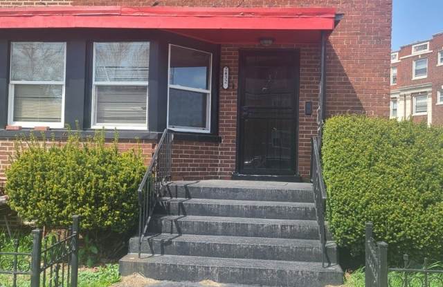 2432 E 73rd Street photos photos