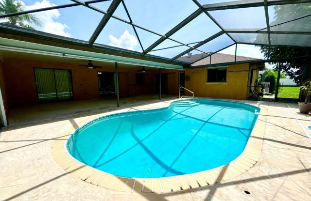 Heated Pool Home Located Off of Del Prado Blvd photos photos