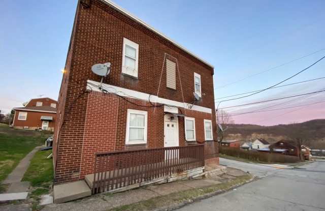 400 Chestnut Street - 3 Gallery 1