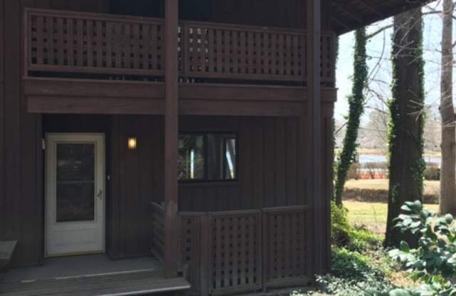 6 Northlake Dr Gallery 2