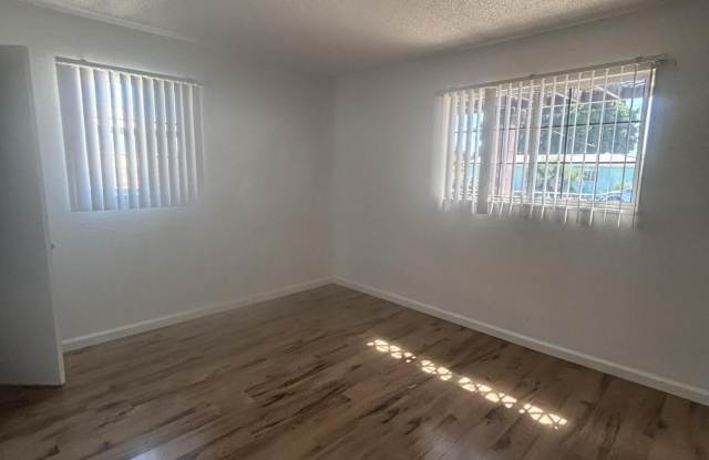 83632 Manzanita Avenue Gallery 2