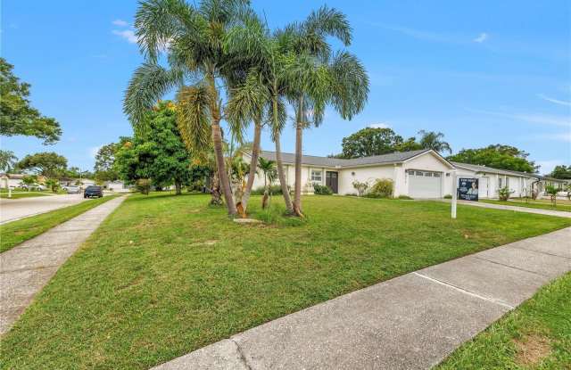 3216 PINE HAVEN Drive Gallery 3
