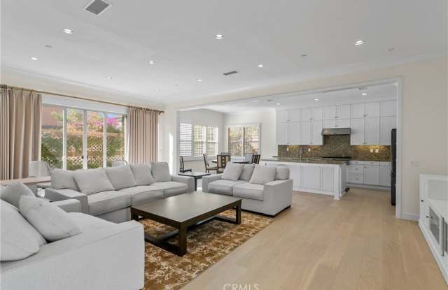 76 Gardenhouse Way Gallery 4