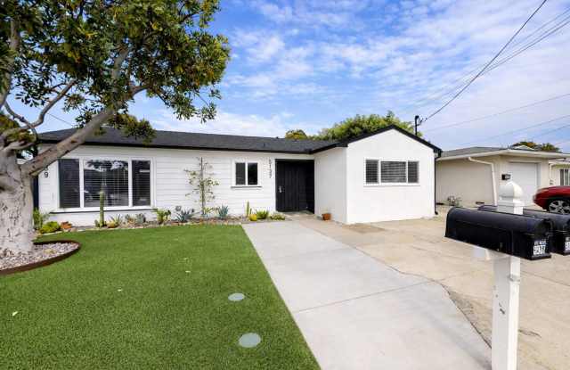 5BD/2BA, Easy Walk to Campus!! (Lease out, pending signatures. Check back in a few days!) photos photos