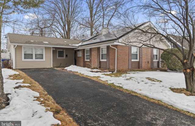 24 PILGRIM Lane photos photos