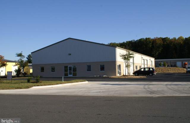 33 PERCHWOOD Drive Gallery 1