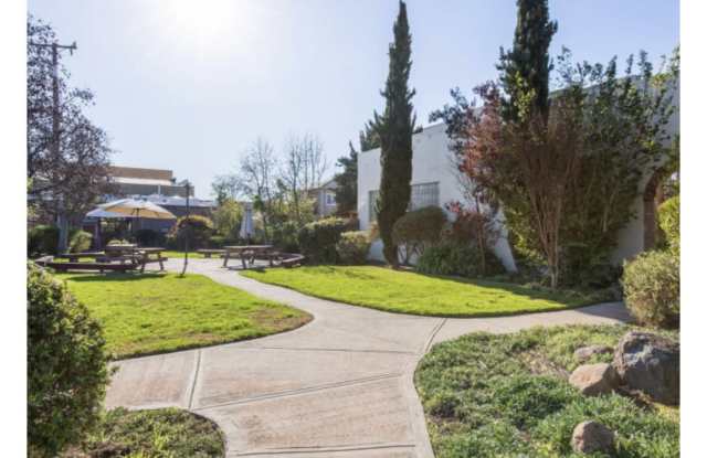 1501 37th Avenue photos photos