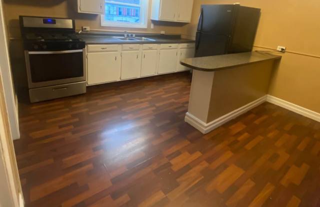 52 E 7th St Upper photos photos