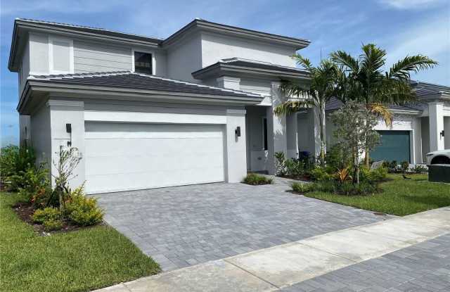 4435 Southwest 174th Avenue photos photos