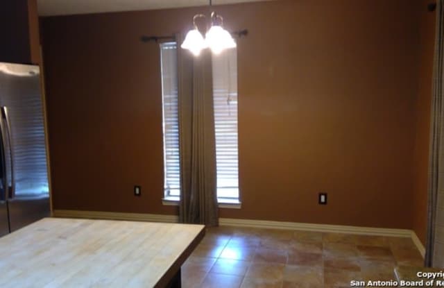 14927 Eagle Run Gallery 4