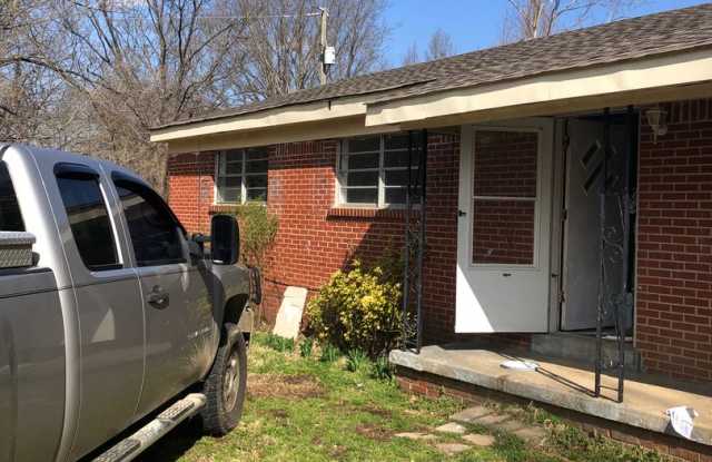 Home for Rent 950 Flag Lake Gallery 1