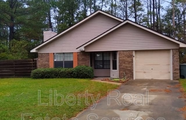 978 Shady Ln - 978 Shady Lane, Hinesville, GA 31313