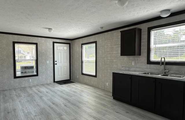 2510 Sheridan Rd, Gallery 3