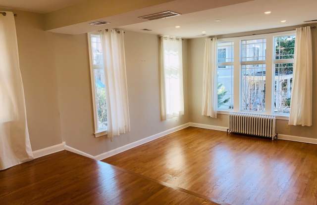 4908 41st St. NW Gallery 3